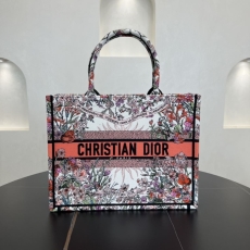 Dior Shopping Bags